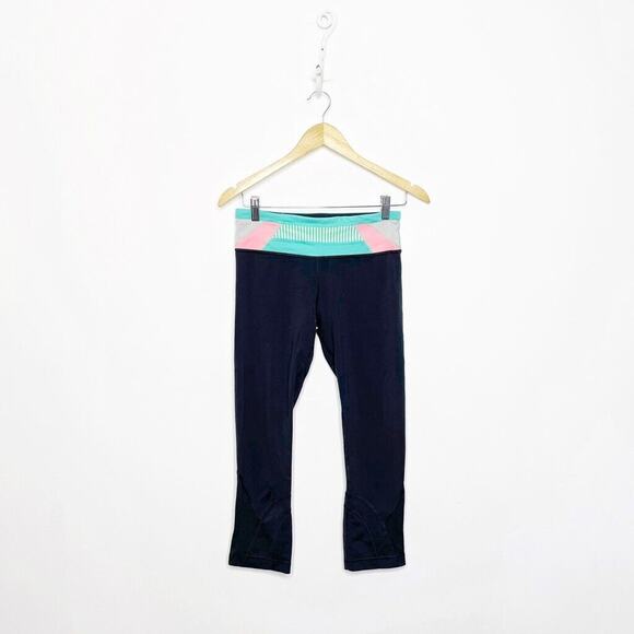 Lululemon Run: Inspire Crop II Black Quilt Spring13 12 luxtreme womens US 6 - Picture 1 of 4